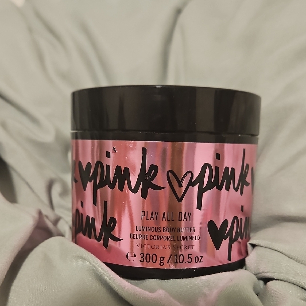 PINK Luminous Body Butter Play All Day